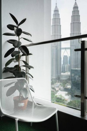 Legasi KgBharu KLCC View PS4 Next To KLCC & Train